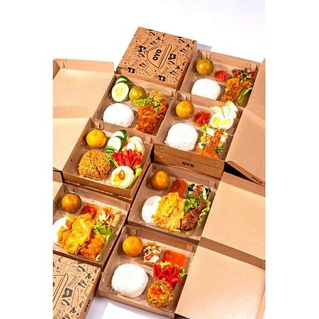 Super Oyo 2223 J&B Room Utan Kayu Jakarta Exteriör bild